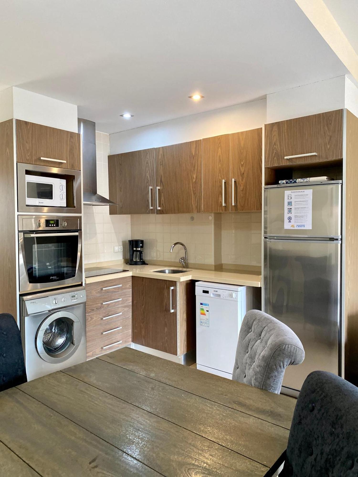 Apartamentos Carlton Vyb เดเนีย ภายนอก รูปภาพ